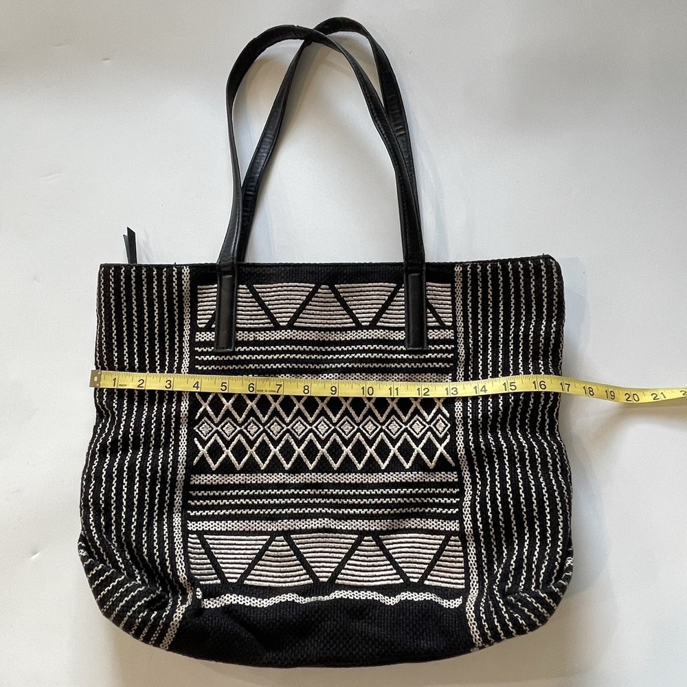 Lucky Brand Dory Tote Bag Black White Geometric Woven Canvas Embroidery Boho - Picture 7 of 11
